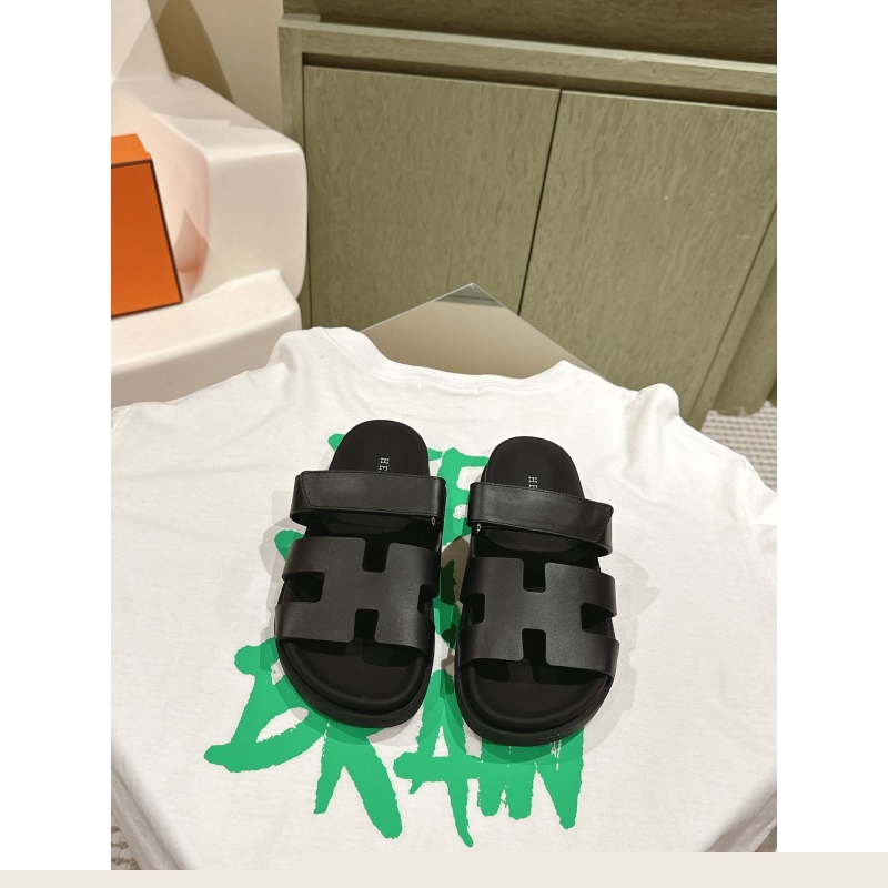 H**mes slippers